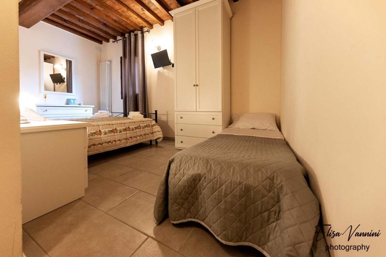 Appartamento Sole-Luna Colleoli ภายนอก รูปภาพ