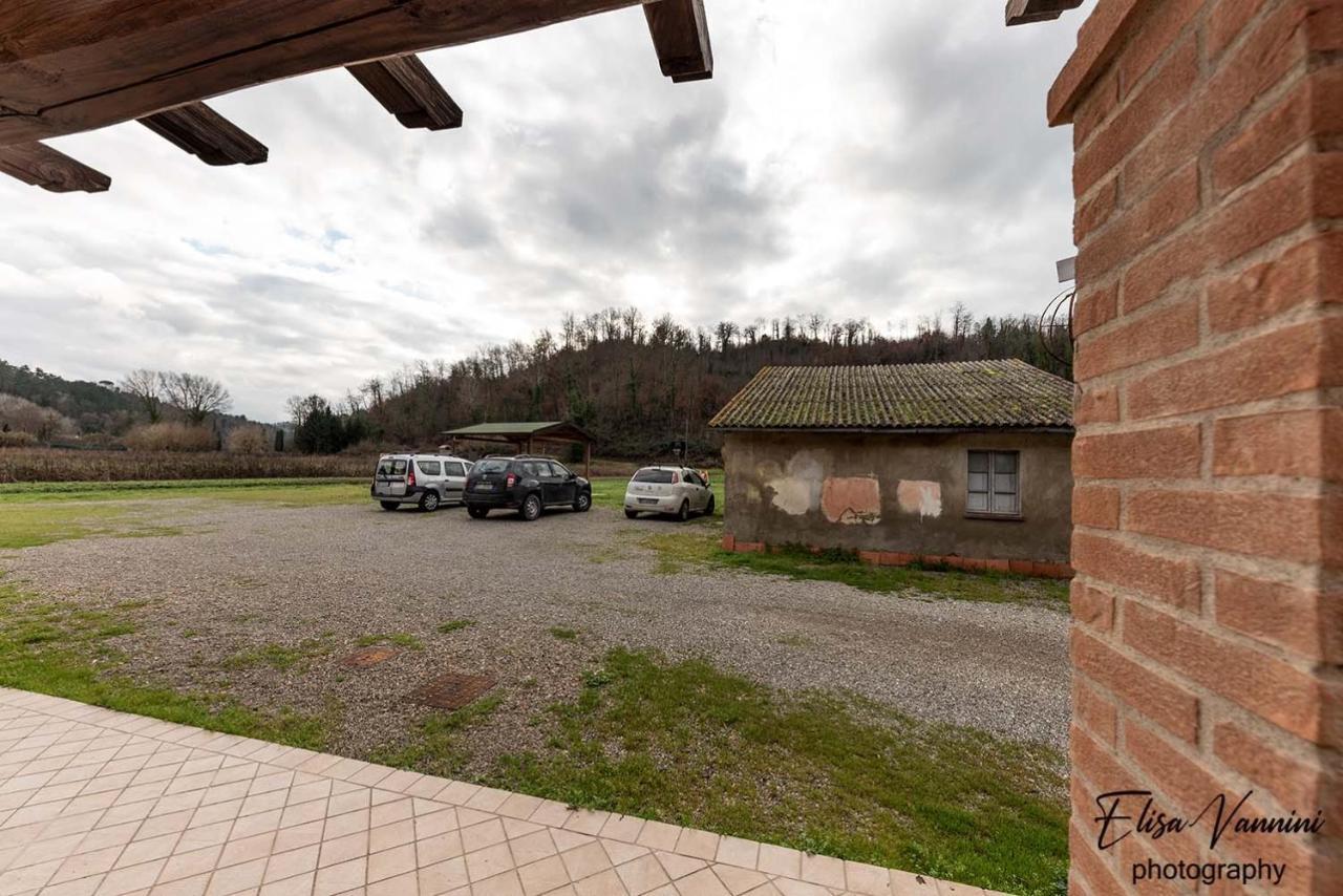 Appartamento Sole-Luna Colleoli ภายนอก รูปภาพ